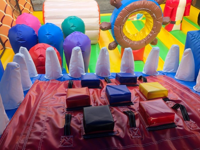 Надувной батут «Остров пиратов» 11,5*6*4 м