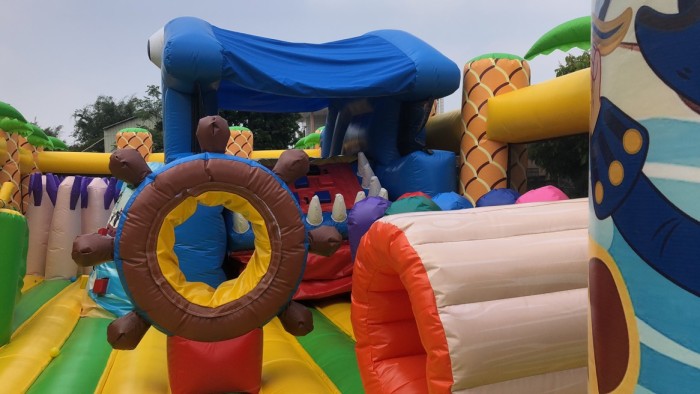 Надувной батут «Остров пиратов» 11,5*6*4 м