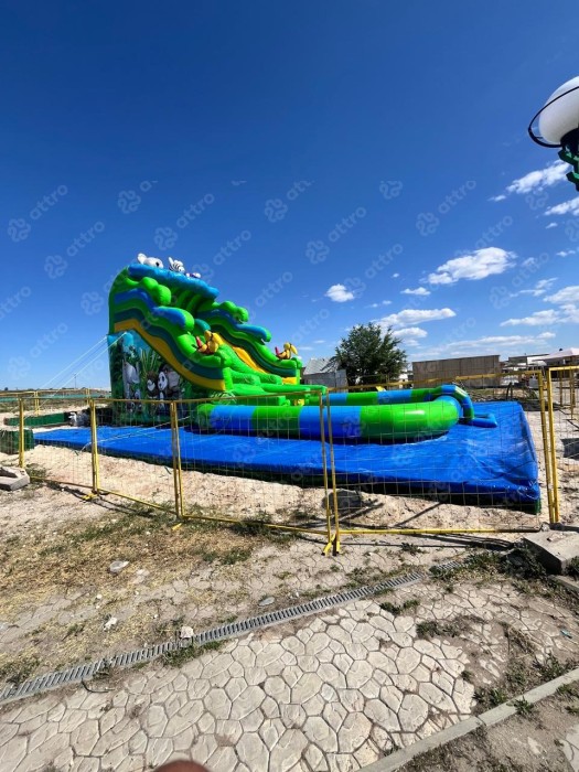 Надувной аквапарк"Амазонка" 13*7*7 м Б/У