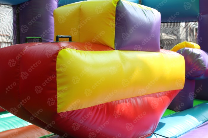 Надувная горка "Радуга" 11*11*9,1 м