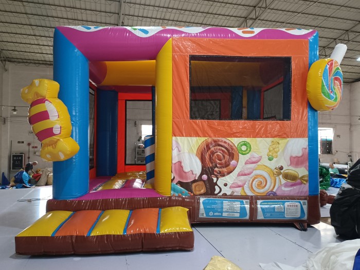 Надувная горка "Сладости" 5*4*3,5 м