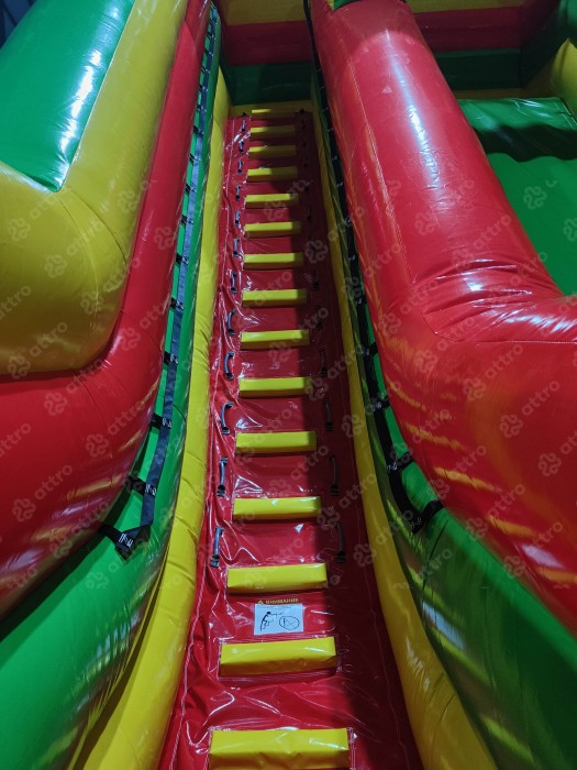 Надувная горка "Спортикус" красный 12*4,3*7 м