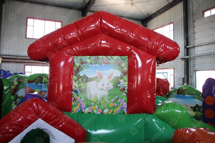 Надувной батут "Лесной дворик" 5,5*5,3*3,5 м