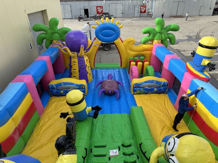 Надувной батут "Миньоны на волнах 3" 14*8*8,4 м 