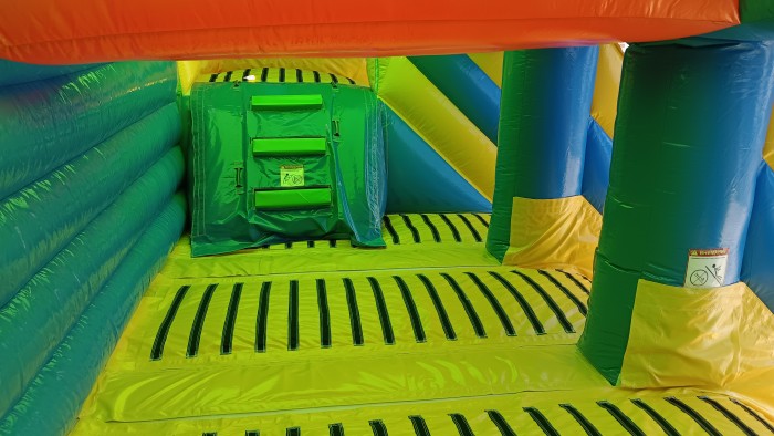 Надувной аквапарк "Пристань Тропики" 20*15*8,6 м