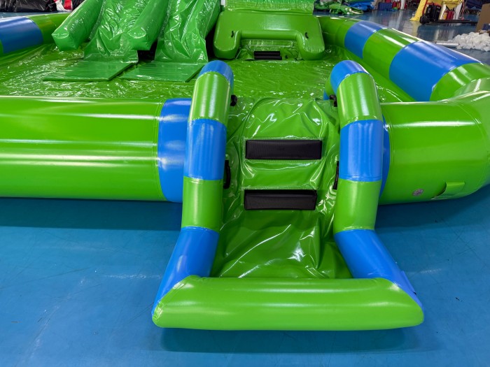 Надувной аквапарк "Амазонка" 13*7*7 м 