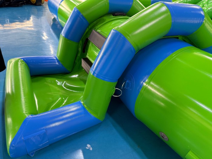 Надувной аквапарк "Амазонка" 13*7*7 м 