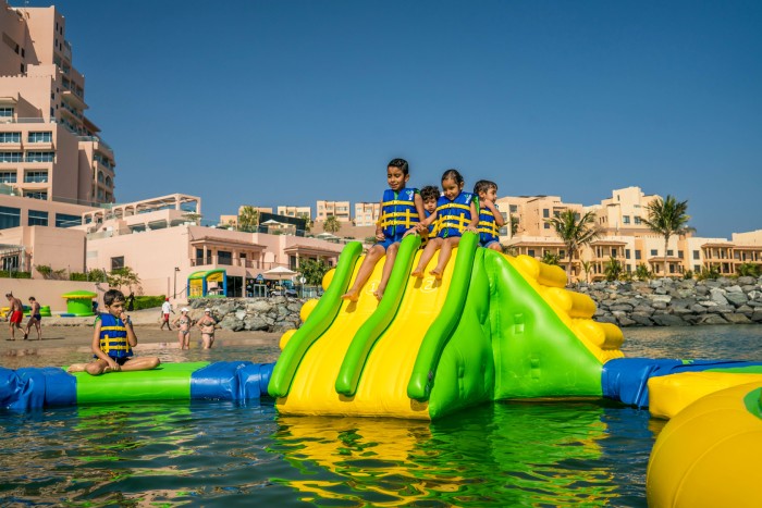 Модуль детского надувного аквапарка "Башня детская" 3,8*2,8*1 м