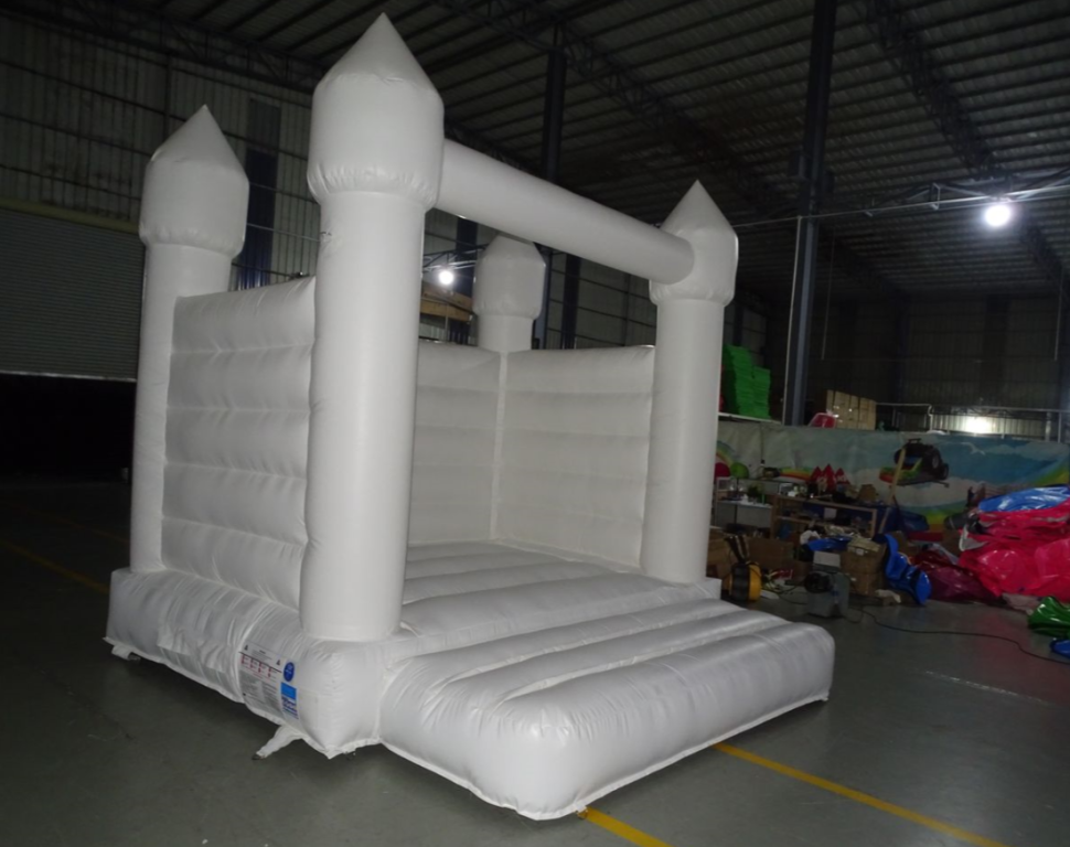 Надувной свадебный батут