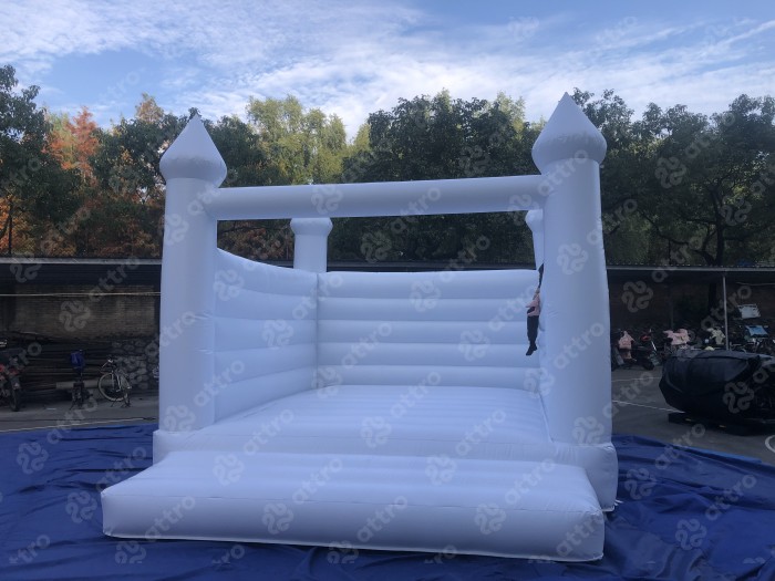 Надувной свадебный батут