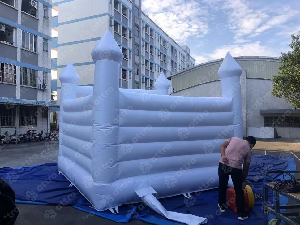 Надувной свадебный батут