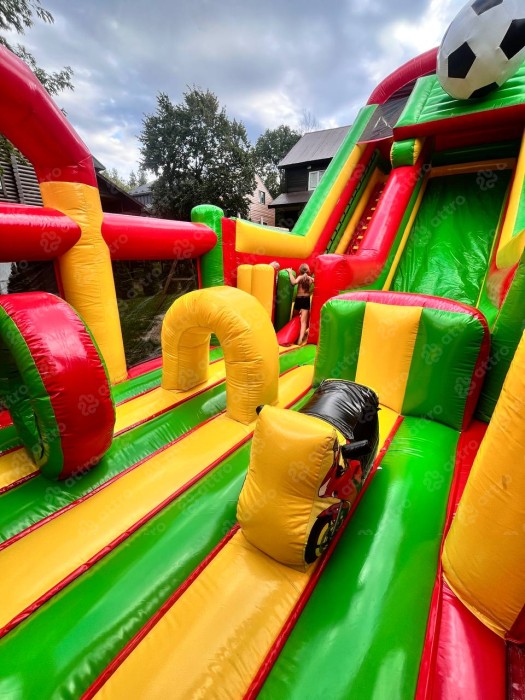 Надувная горка "Спортикус" 12*4,3*7 м Б/У