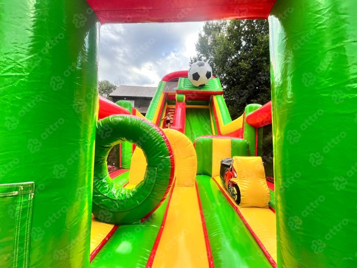 Надувная горка "Спортикус" 12*4,3*7 м Б/У