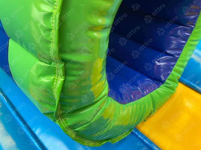 Надувной батут "Игры с Миньонами под крышей" 12*6*7 м