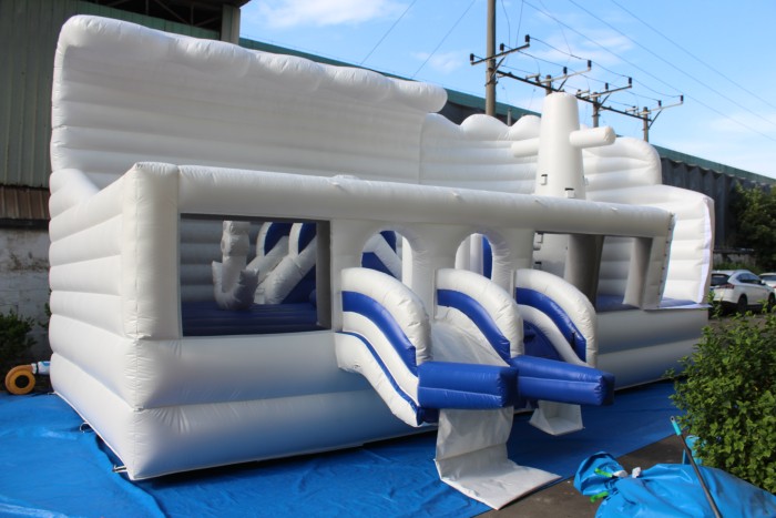 Надувной аквапарк "Пристань Кристалл" 20*15*8,4 м