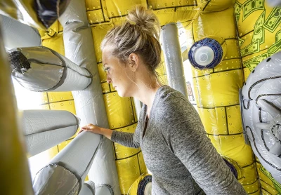 Интерактивная игра "Ограбление банка"