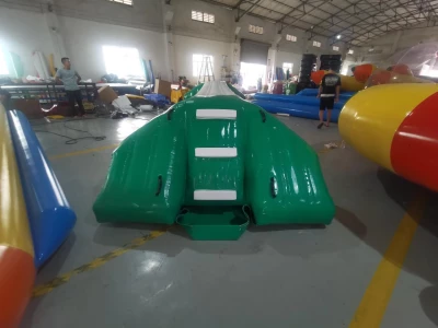 Надувная игра "Битва на воде" 6,8*2*1 м