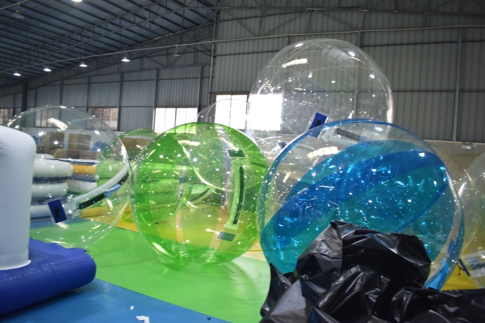 Водный шар (цветные секции), аквазорб ТПУ 0.9 мм 2м