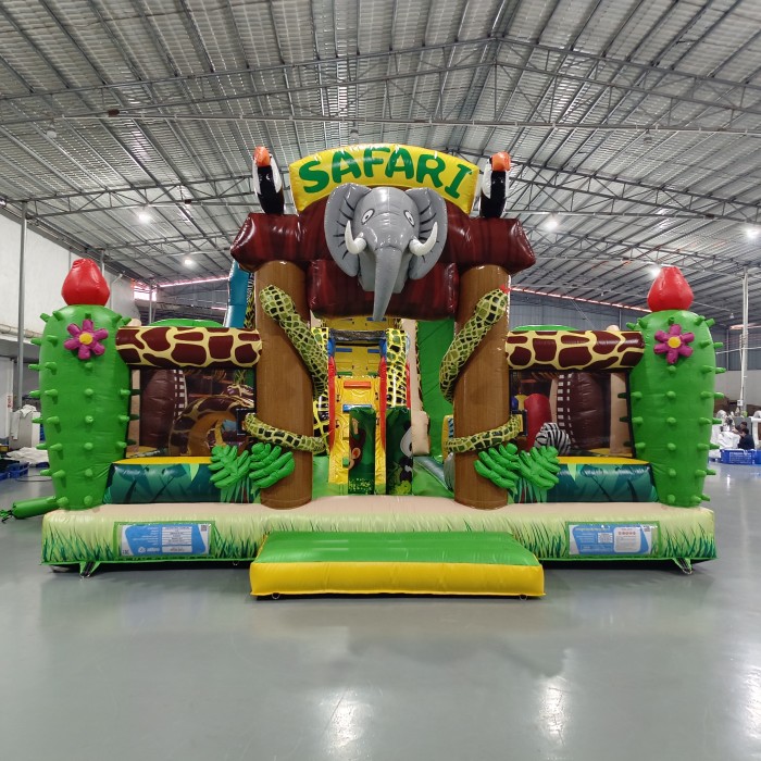 Надувной батут "Сафари" 14*7*6,6 м