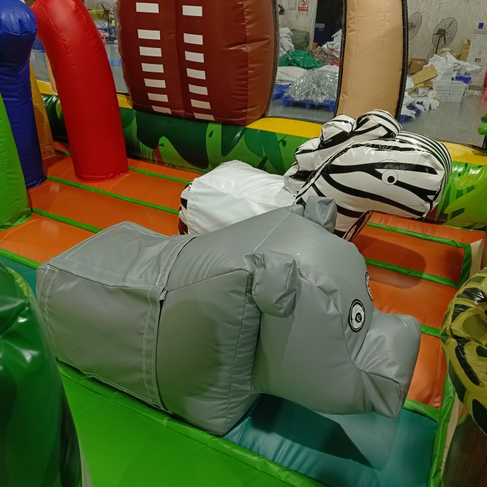 Надувной батут "Сафари" 14*7*6,6 м