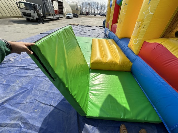 Непромокаемые маты для надувных батутов 120*120*10 см