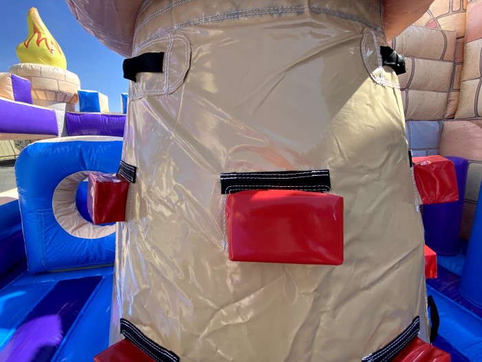 Надувной батут "Крепость" 8*8*6 м