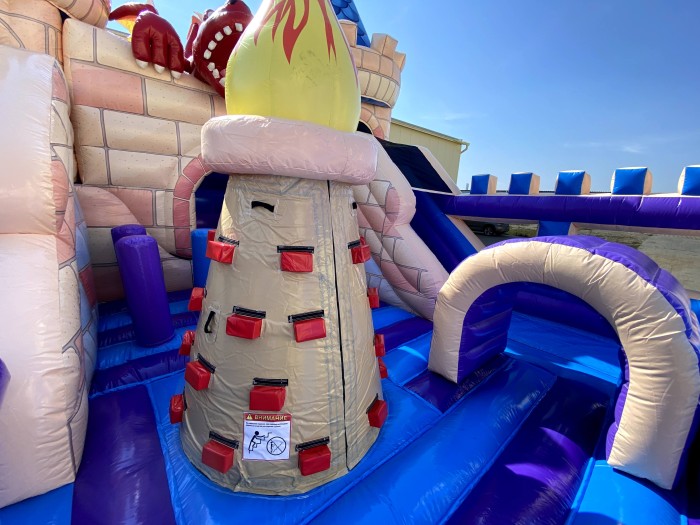 Надувной батут "Крепость" 8*8*6 м