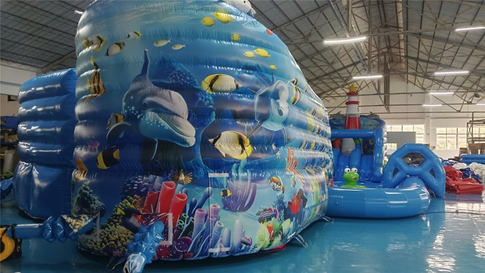 Надувной аквапарк "Маяк" 21,5*11,4*5,7 м