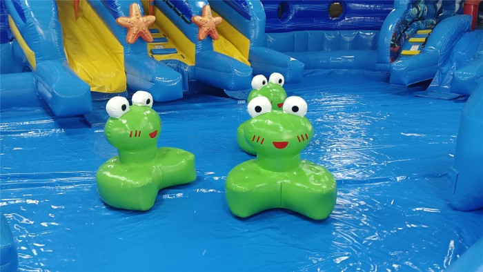 Надувной аквапарк "Маяк" 21,5*11,4*5,7 м