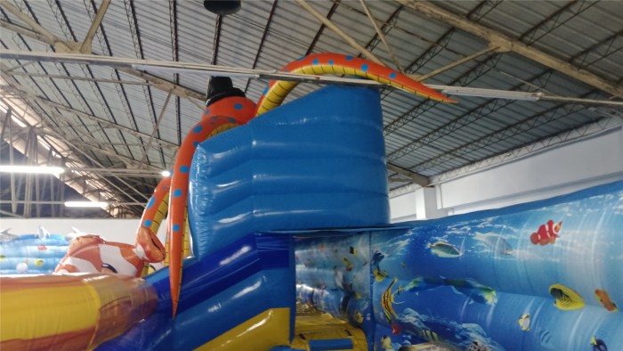 Надувной аквапарк "Маяк" 21,5*11,4*5,7 м