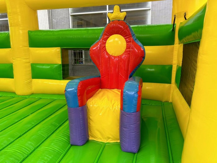 Надувной батутный парк "Лес чудес"  45*15*10 м