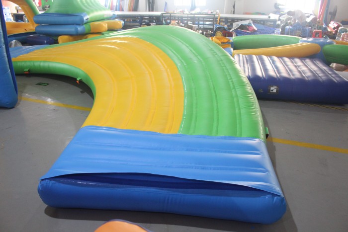 Надувной аквапарк "Спорт парк 80" 38*38 м