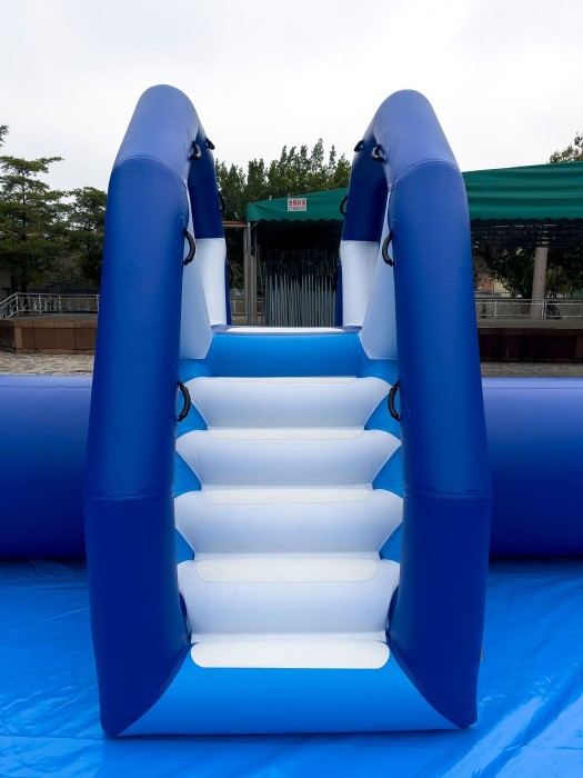 Надувной аквапарк "Трипл Дельфин" 21,5*12*8 м