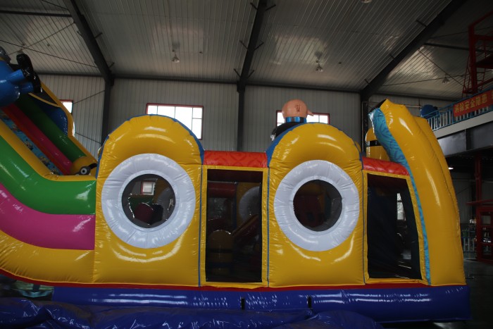 Надувной батут "Гадкий Я" 11*6*6 м