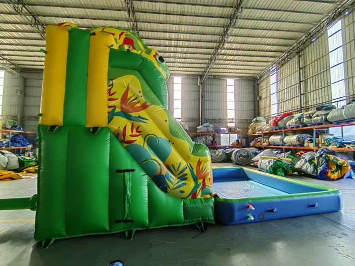 Надувной аквапарк "Хамелеон Леон" 6*4*4,6 м