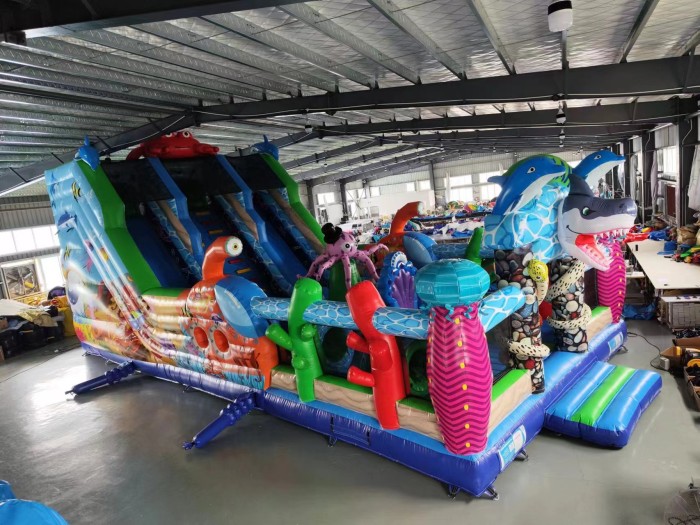 Надувной батут "Океан" 14*7*6,9 м