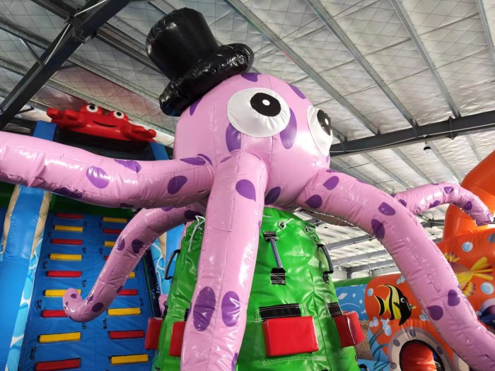 Надувной батут "Океан" 14*7*6,9 м