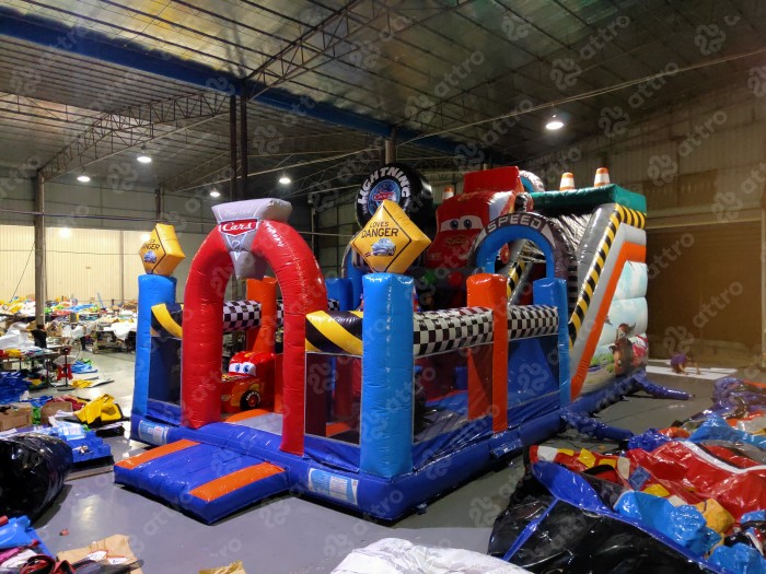 Надувая горка "Супер тачки 3D", 12*6*6,6 м