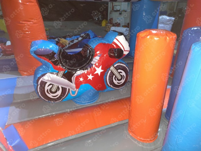 Надувая горка "Супер тачки 3D", 12*6*6,6 м