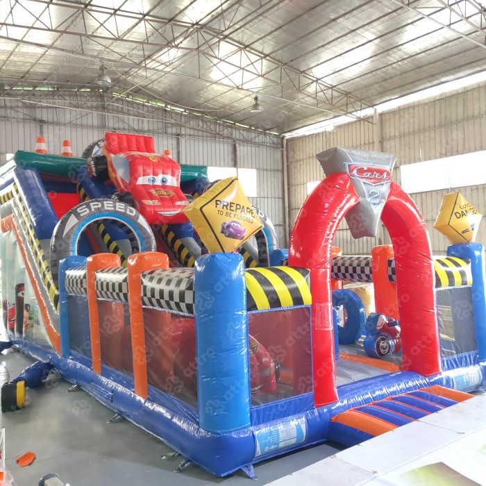 Надувая горка "Супер тачки 3D", 12*6*6,6 м