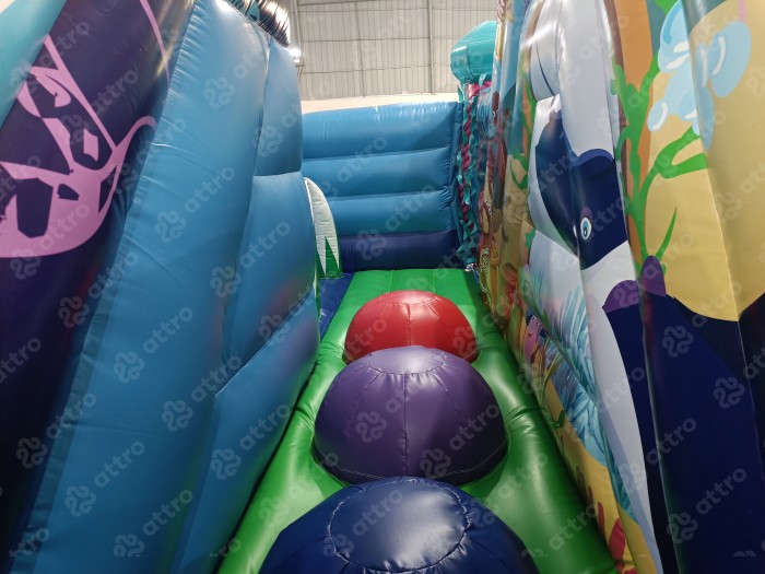 Надувной батут «Океан с иллюминаторами»  16*9,5*7 м