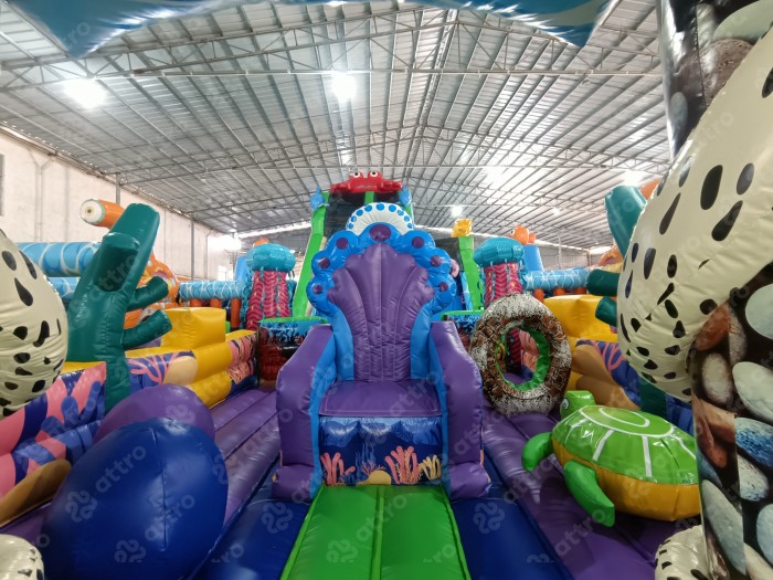 Надувной батут «Океан с иллюминаторами»  16*9,5*7 м