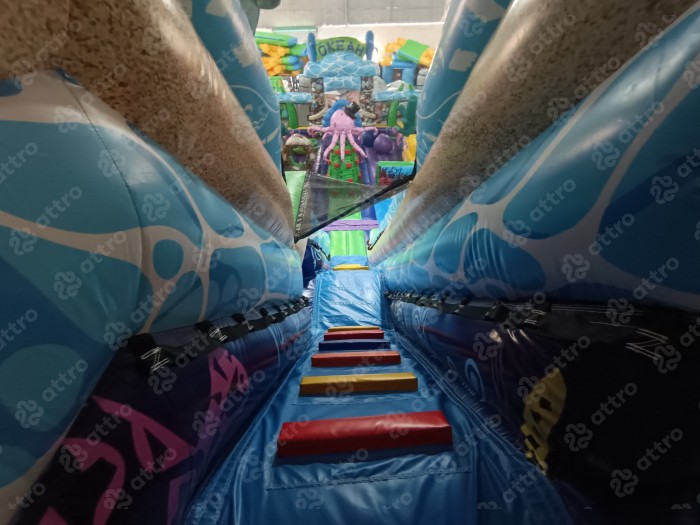 Надувной батут «Океан с иллюминаторами»  16*9,5*7 м