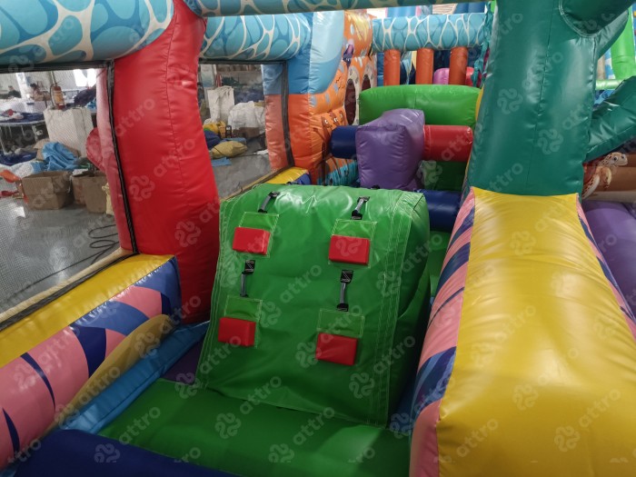 Надувной батут «Океан с иллюминаторами»  16*9,5*7 м