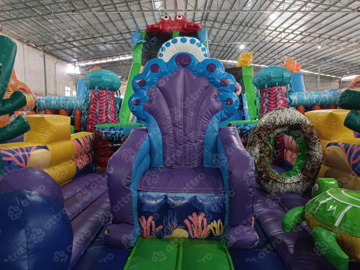 Надувной батут «Океан с иллюминаторами»  16*9,5*7 м