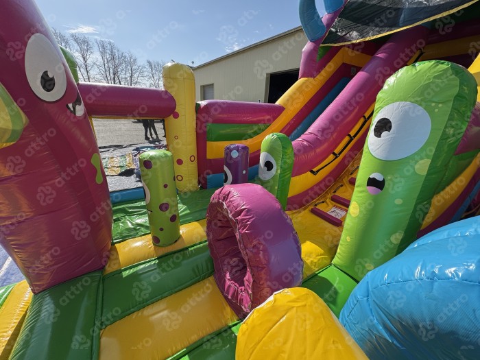 Надувная горка "Монстрики" 7*5*5,6 м