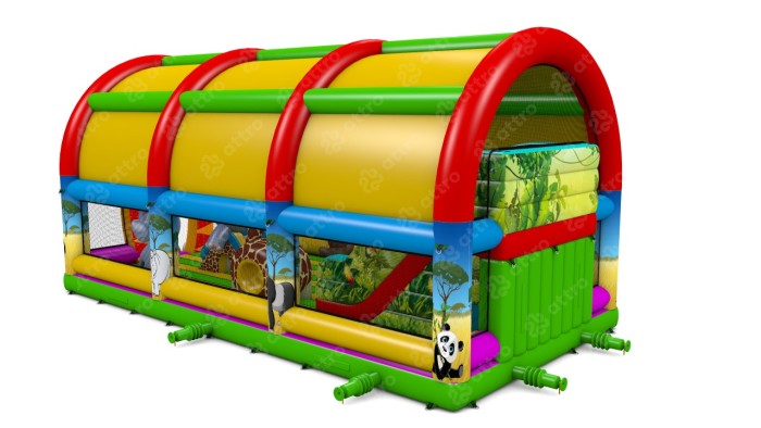 Надувной батут "Мадагаскар с крышей 2" 14*7*7 м