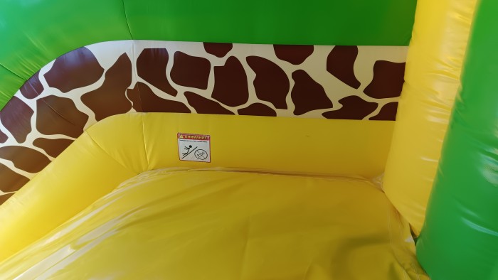 Надувная горка "Джунгли" 12,5*8,5*9,5 м