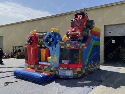 Надувной батут "Тачки конструктор" 5*4,5*4,5 м