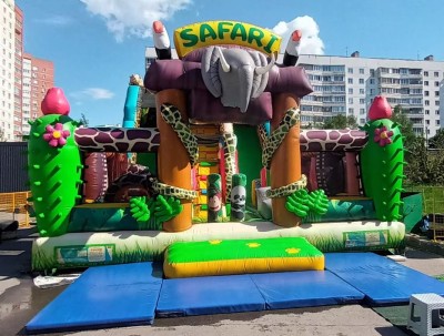 Надувной батут "Сафари" 14*7*6,6 м Б/У